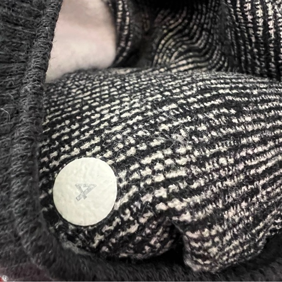 Lululemon scuba hoodie heathered grey and black zip up black sweater lounge yoga - Picture 5 of 5